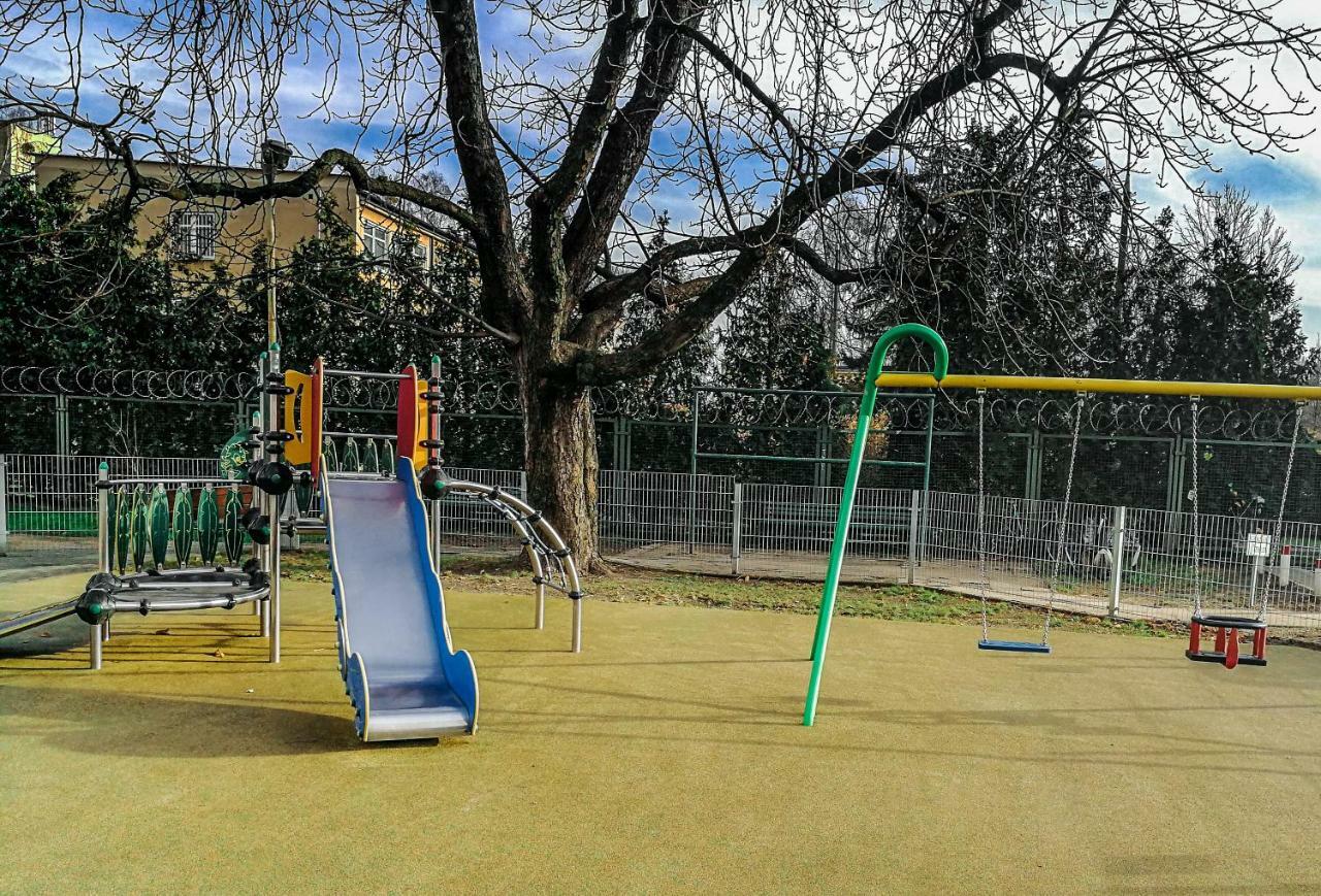 Velvet Lazienki Park Warsaw Exterior photo